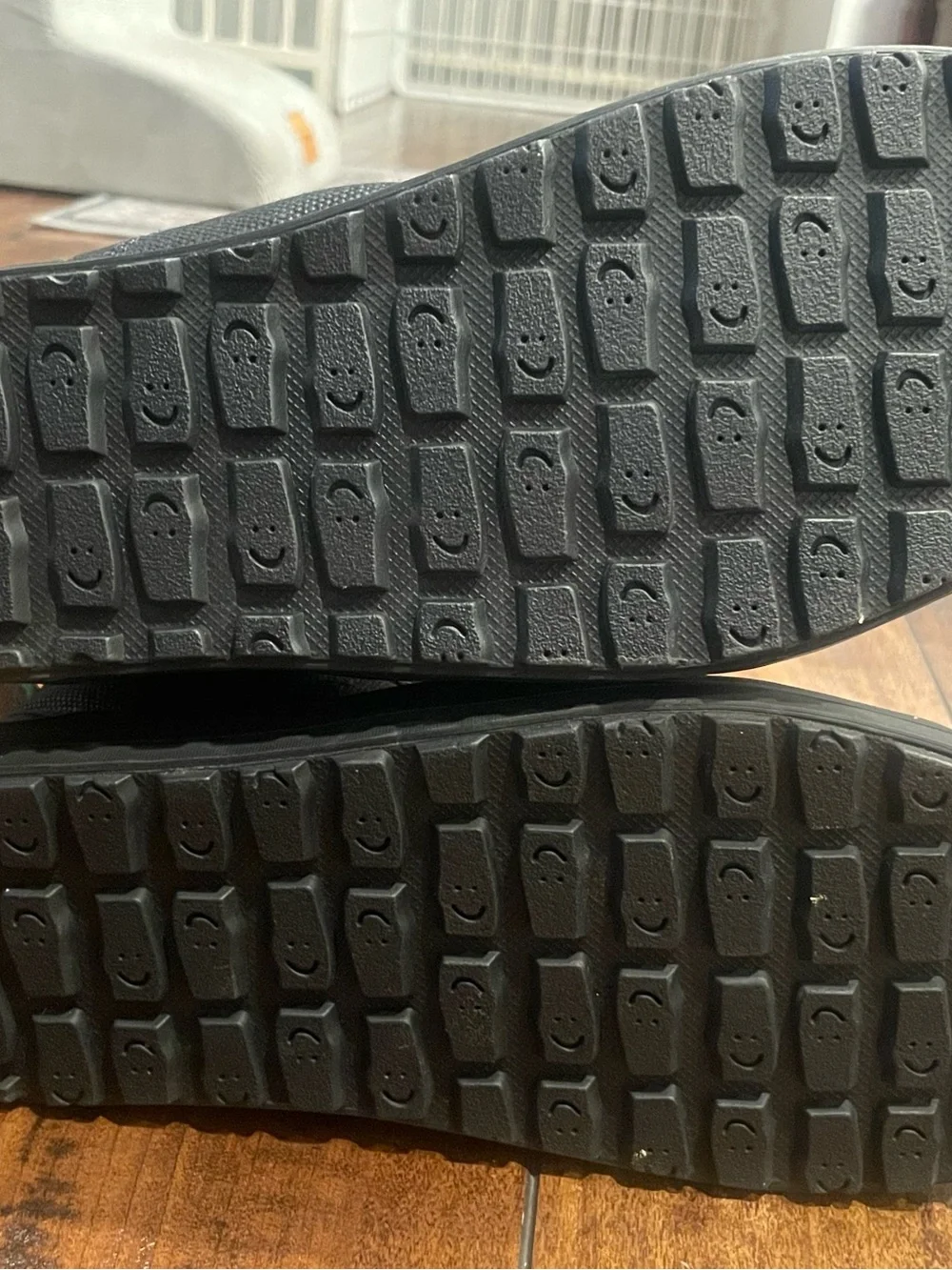 Sanuk chukka collar
